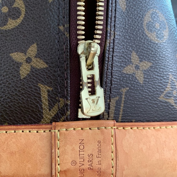 SOLD-Louis Vuitton 2010 Alma GM - Picture 4 of 8